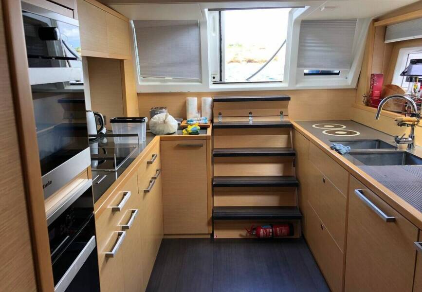 Lagoon 620 ZS