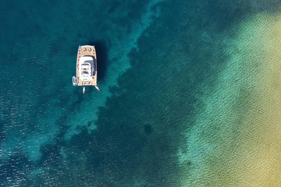 Lagoon Sixty 7 Mastermind