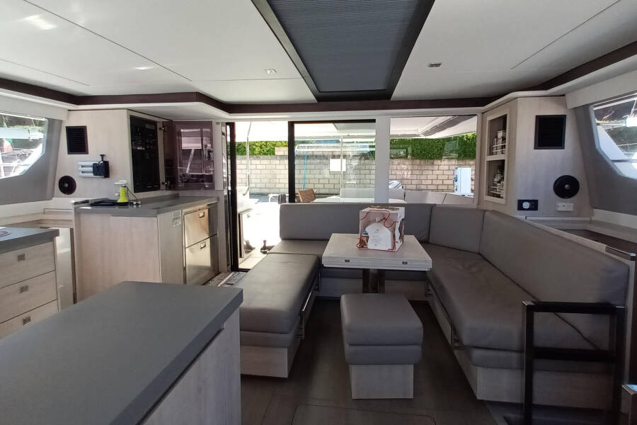 Leopard 45 Lady Mara