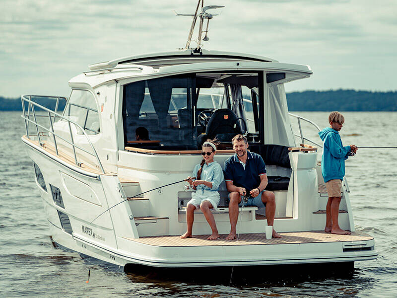 Marex 330 Scandinavia Malinkonija