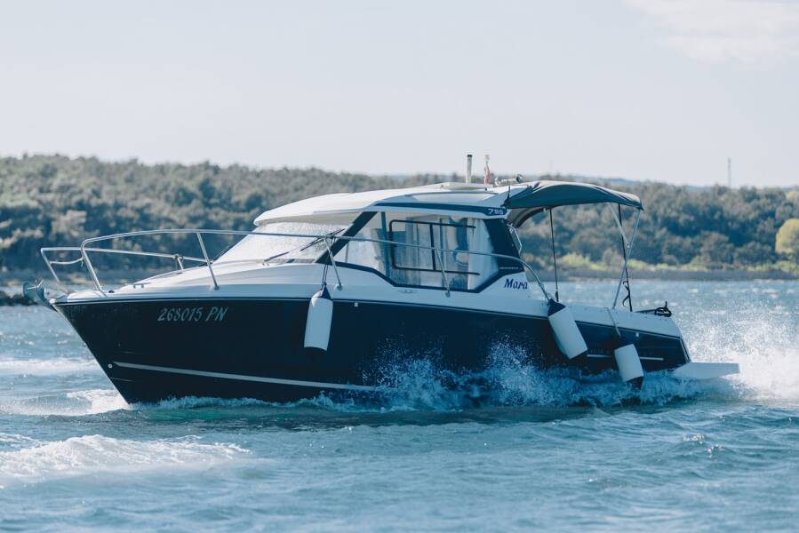 Merry Fisher 795 Legend Mara