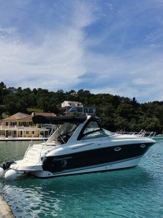 Monterey 295 Sport Yacht Kingfisher