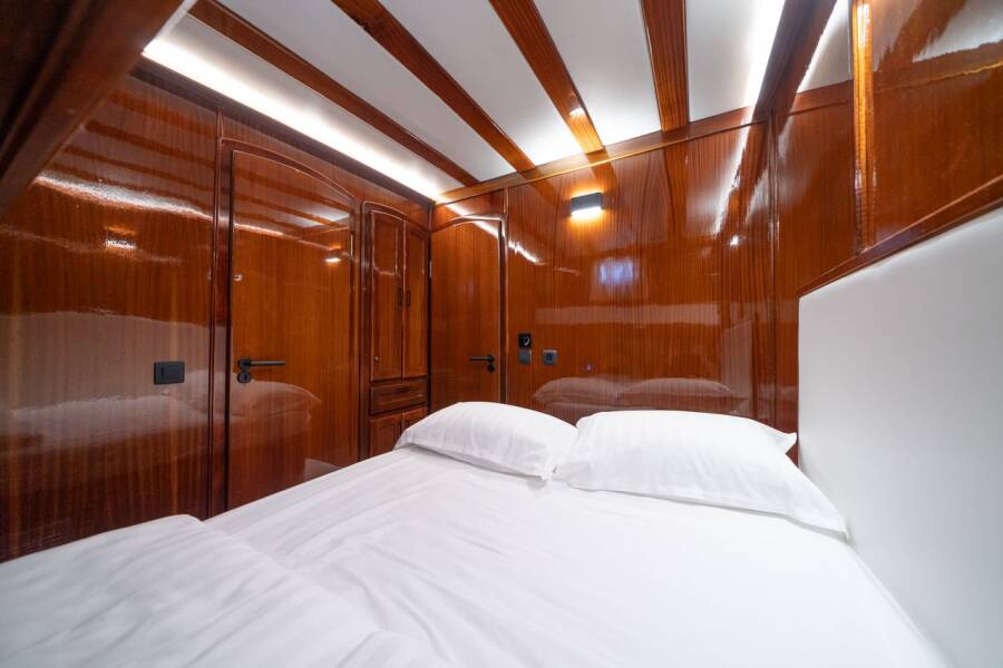 M/S Allure Allure