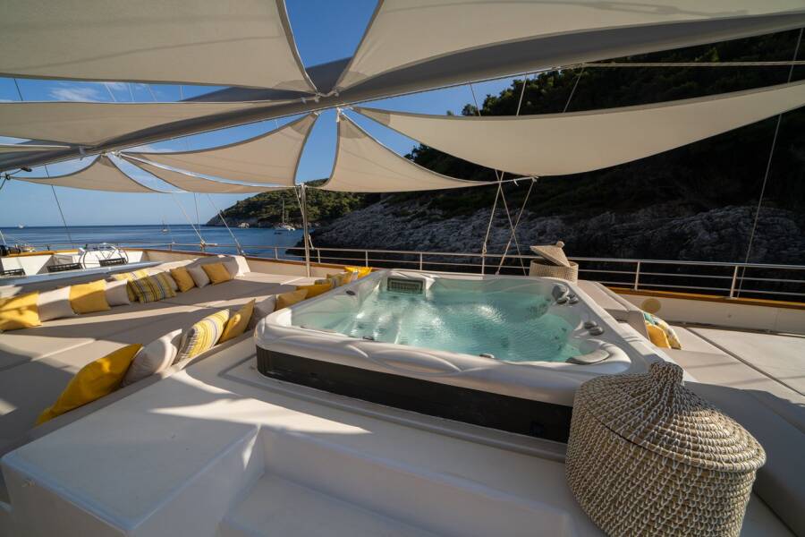 M/S Dalmatino Dalmatino