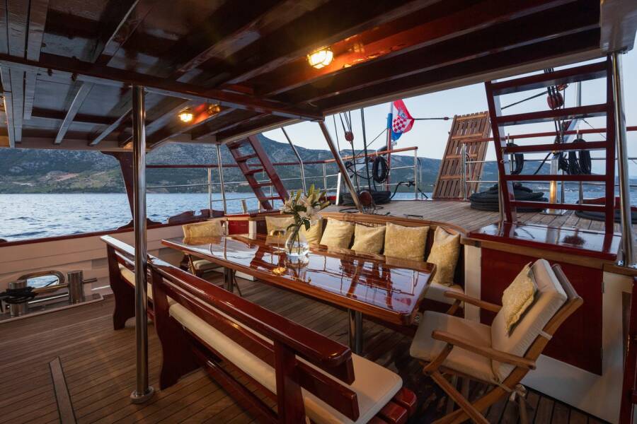M/S Romanca Romanca