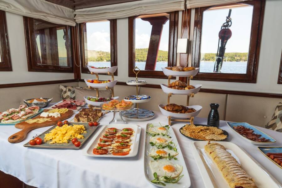 M/S Romanca Romanca