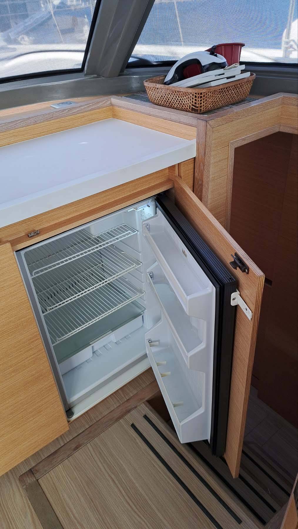 Nautitech 40 open NEW Helios