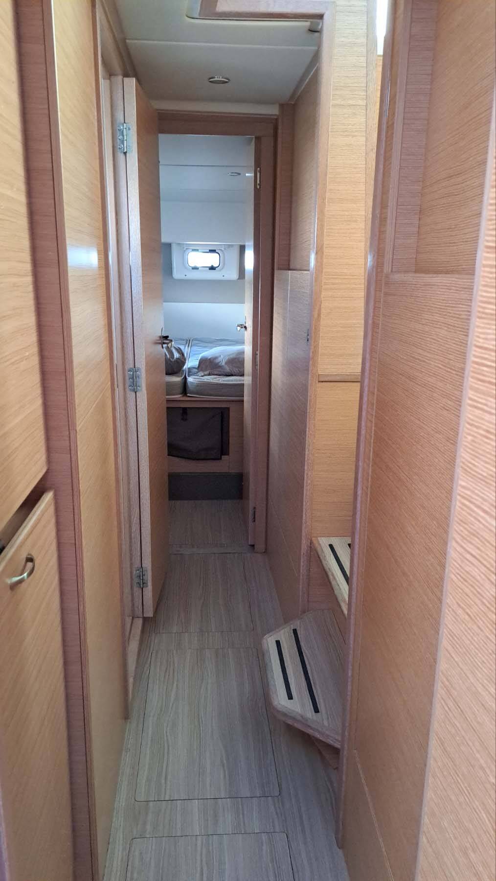 Nautitech 40 open NEW Helios