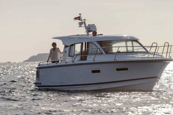 Nimbus 305 Coupe Dalmatia