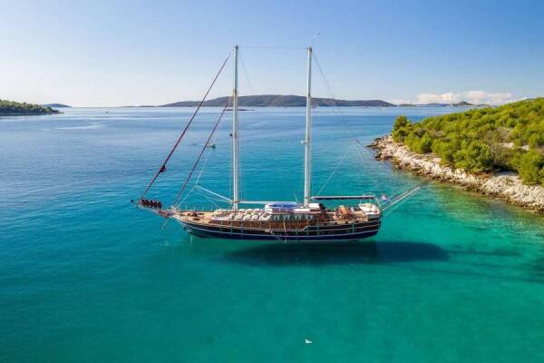 Nostra Vita Nostra Vita