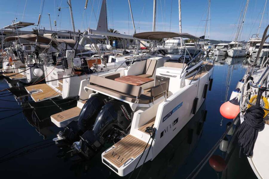 Nuva M9 Cabin Babac
