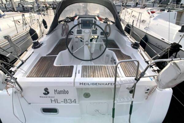 Oceanis 31 Mambo