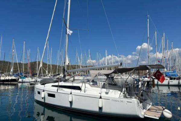 Oceanis 34.1 Sail Lynx