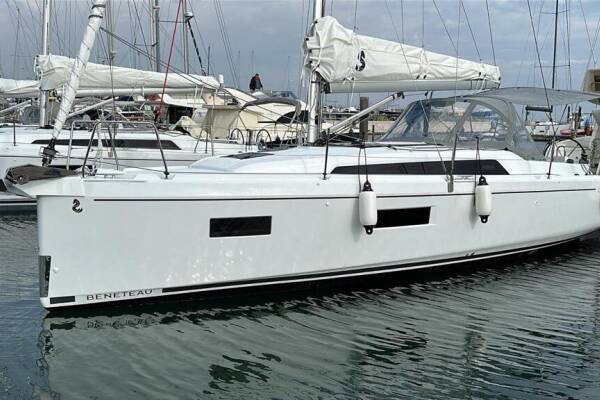 Oceanis 34.1 Trapani Vela Club