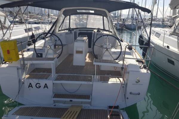 Oceanis 38.1 Aga