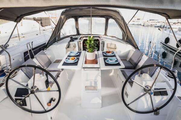 Oceanis 38.1 Rania