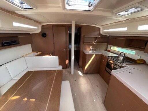 Oceanis 40.1 Alma Libre VII