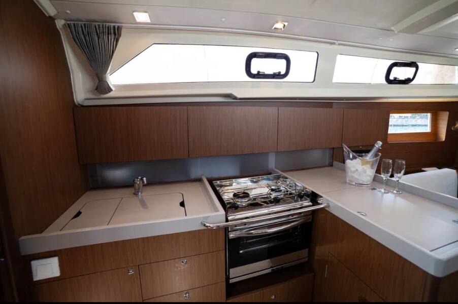 Oceanis 41.1 Sail Polaris