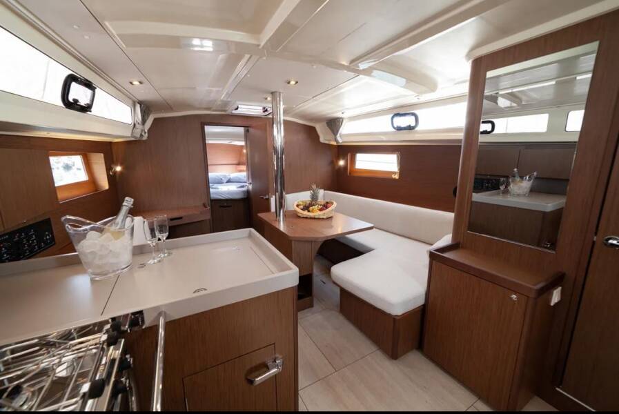 Oceanis 41.1 Sail Polaris