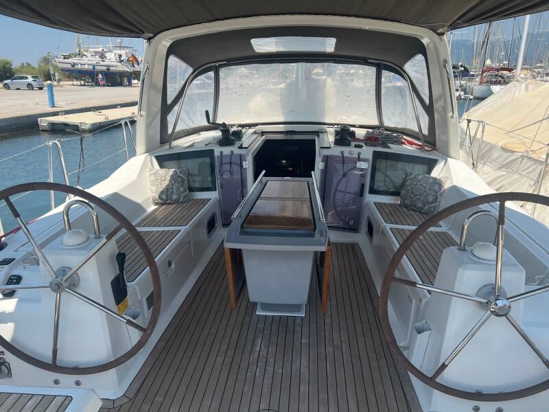 Oceanis 41.1 Mala Nevina