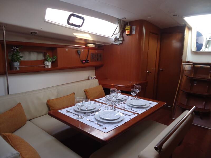 Oceanis 43 Seven Seas