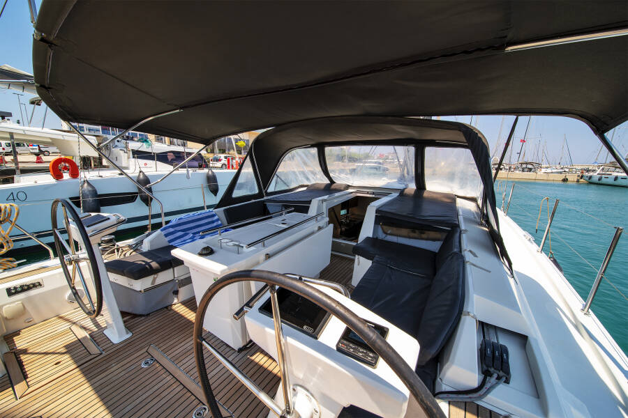 Oceanis 46.1 Rebekka Blue