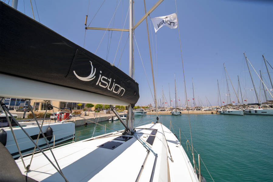 Oceanis 46.1 Rebekka Blue