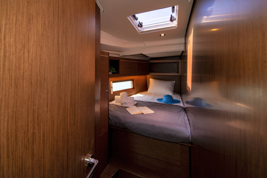 Oceanis 46.1 Rebekka Blue