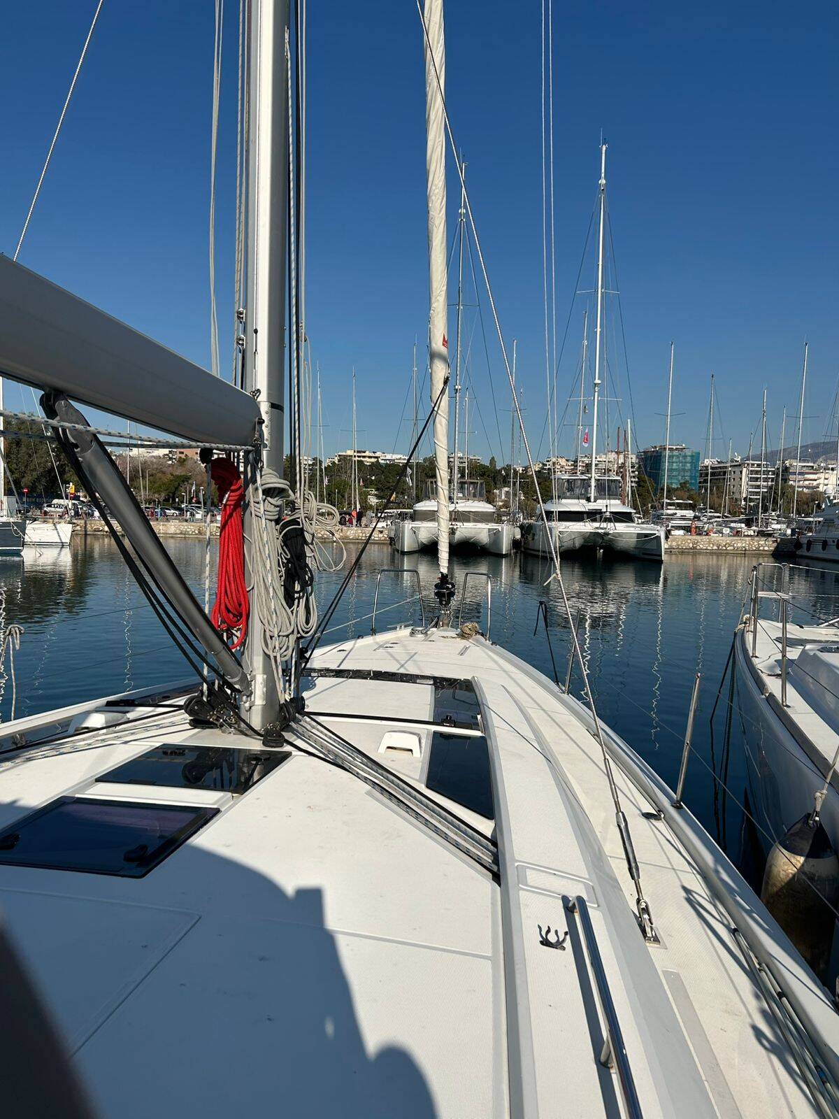 Oceanis 46.1 Blue Satellite