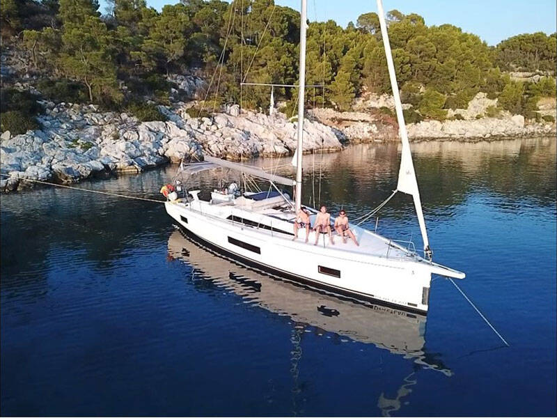 Oceanis 46.1 Ostria