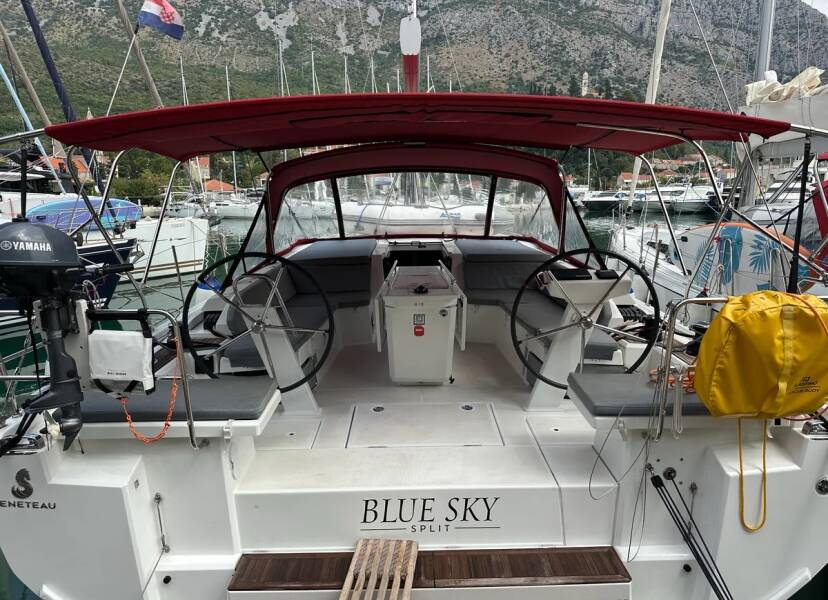 Oceanis 46.1 Blue sky