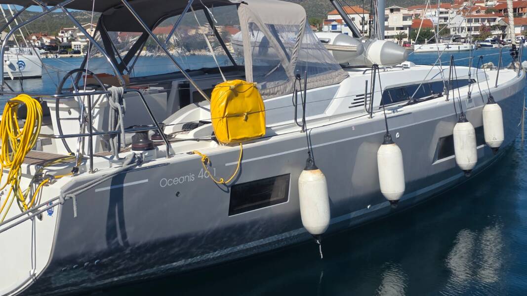 Oceanis 46.1 Anse Soleil
