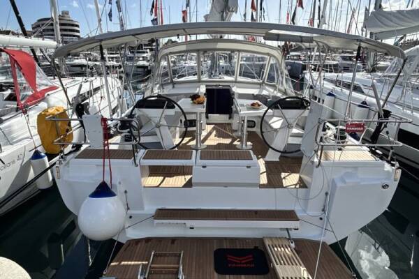 Oceanis 47 Tide Of Your Life