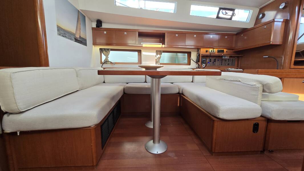 Oceanis 55 Esther
