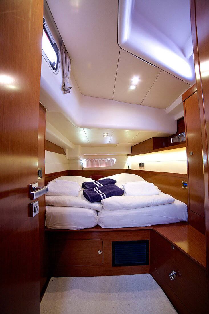 Oceanis 58 Queen Axiera