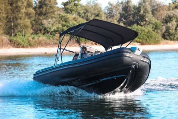 Predator 700 T 