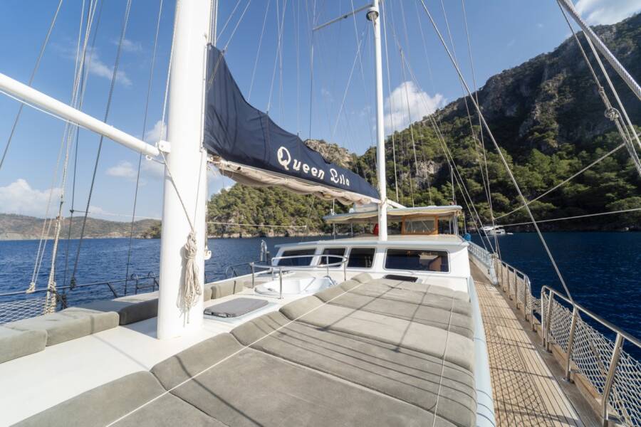 Queen Lila Queen Lila