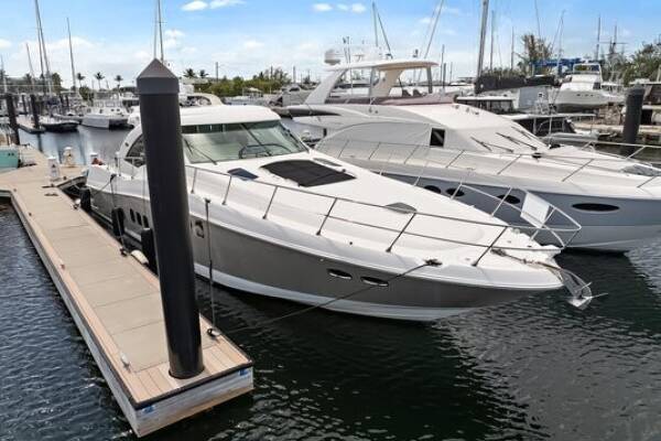 Sea Ray 60 Sundancer Parr T On