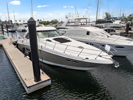 Sea Ray 60 Sundancer Parr T On