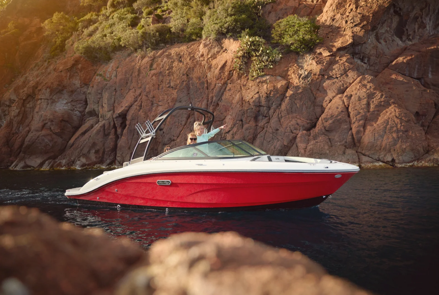 Sea Ray SPX 210 Sea Ray SPX 210