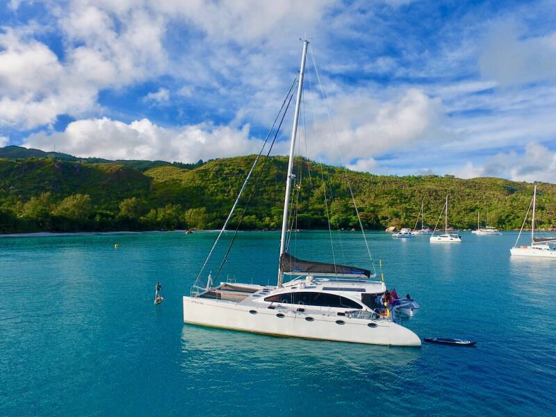 Sea-Tribe DH550 Valerie