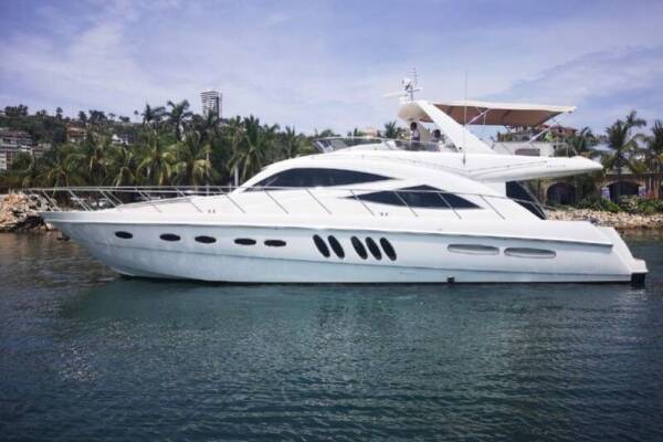 Sealine T60 Magika