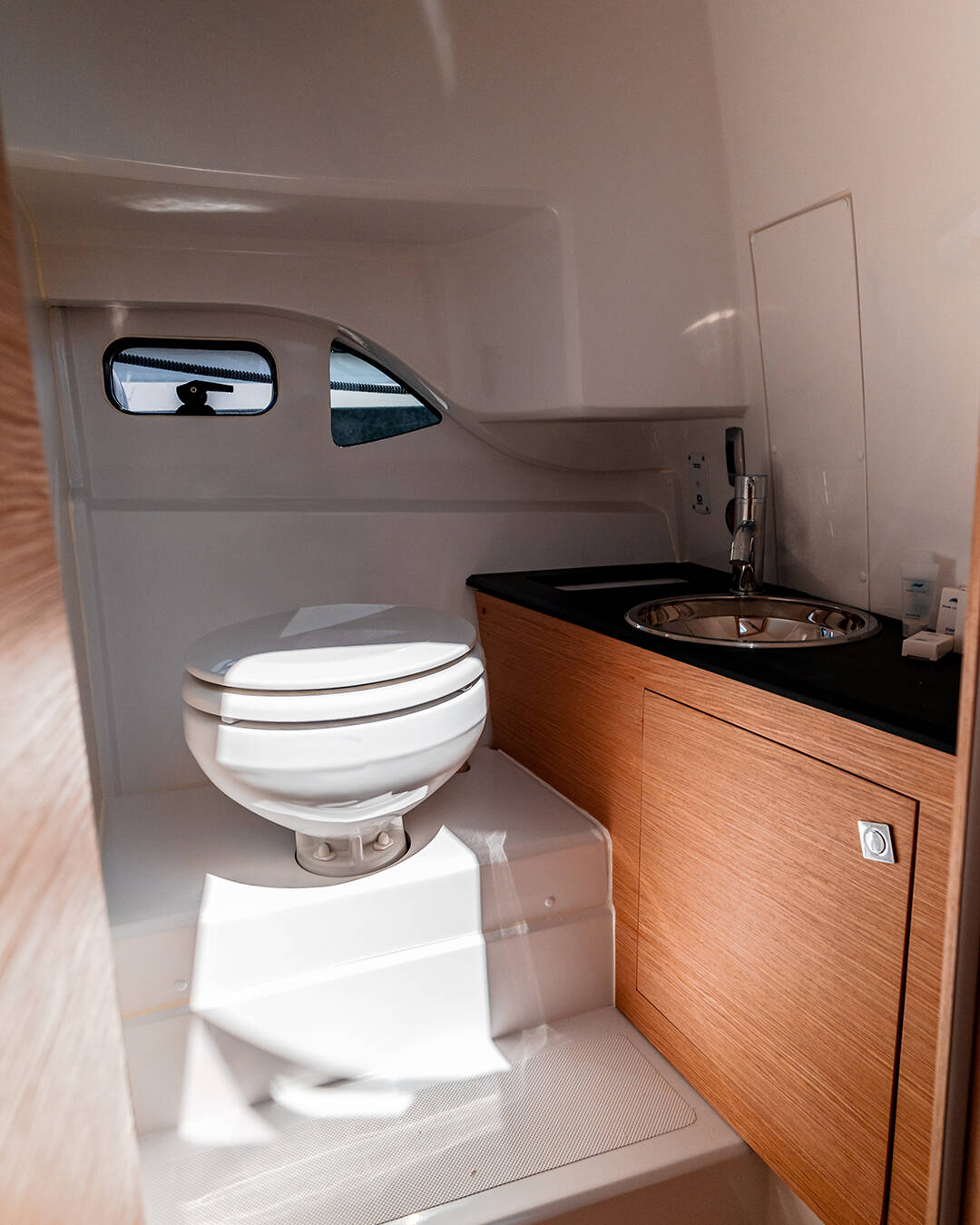 Sessa Key Largo 27 Capricorn