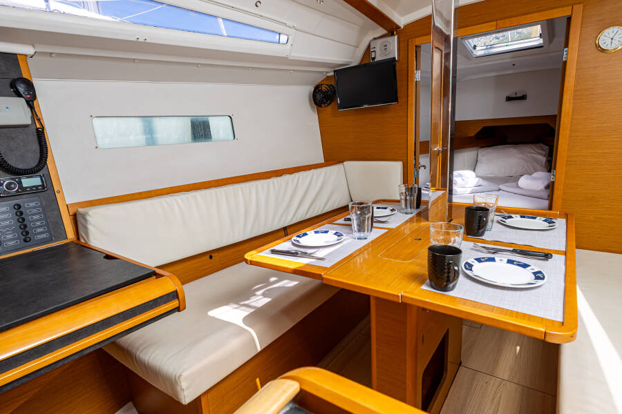 Sun Odyssey 349 Cherie Bibi