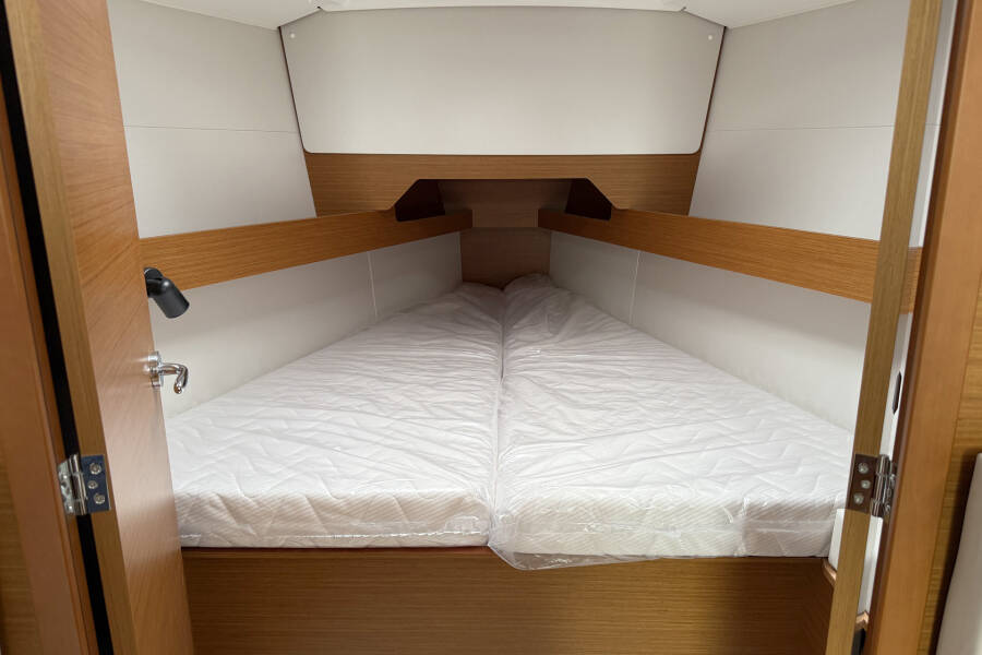 Sun Odyssey 349 Serineh