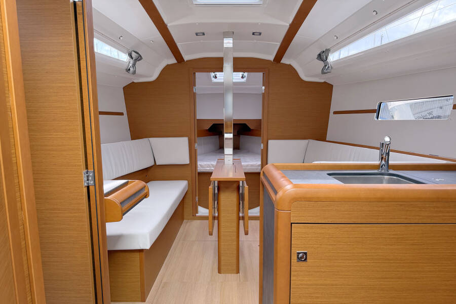 Sun Odyssey 349 Anastasia