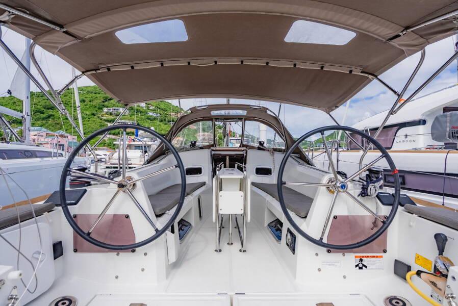 Sun Odyssey 349 Minx