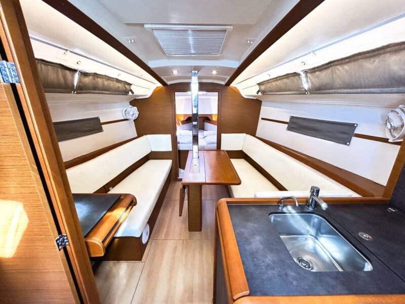 Sun Odyssey 349 Minx