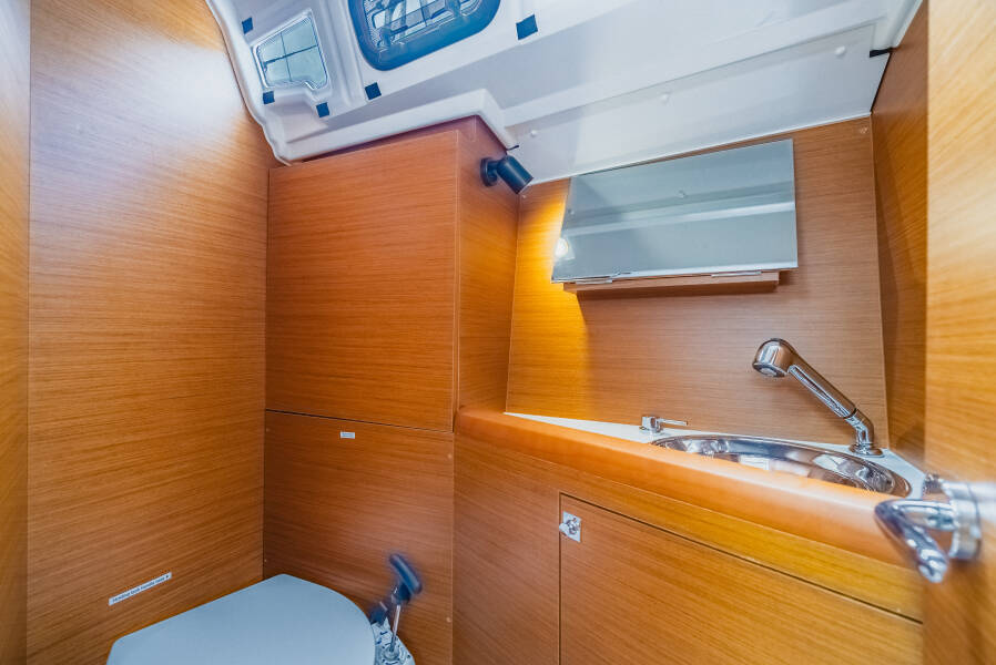 Sun Odyssey 349 Minx