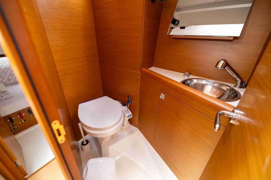 Sun Odyssey 349 Mia